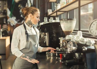 The History of Coffee Brewing: From the First Coffee Houses to Modern Coffee Shops